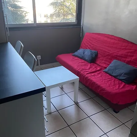 Διαμέρισμα Cozy 245 *